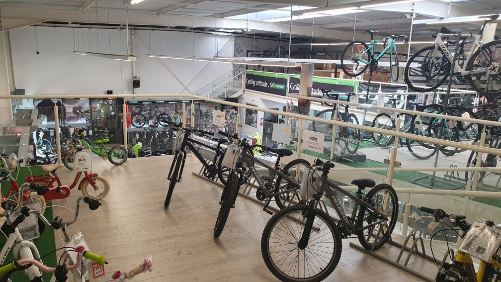 Détail des pignons et de la chaîne d’un vélo
