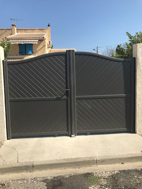 Portail en aluminium