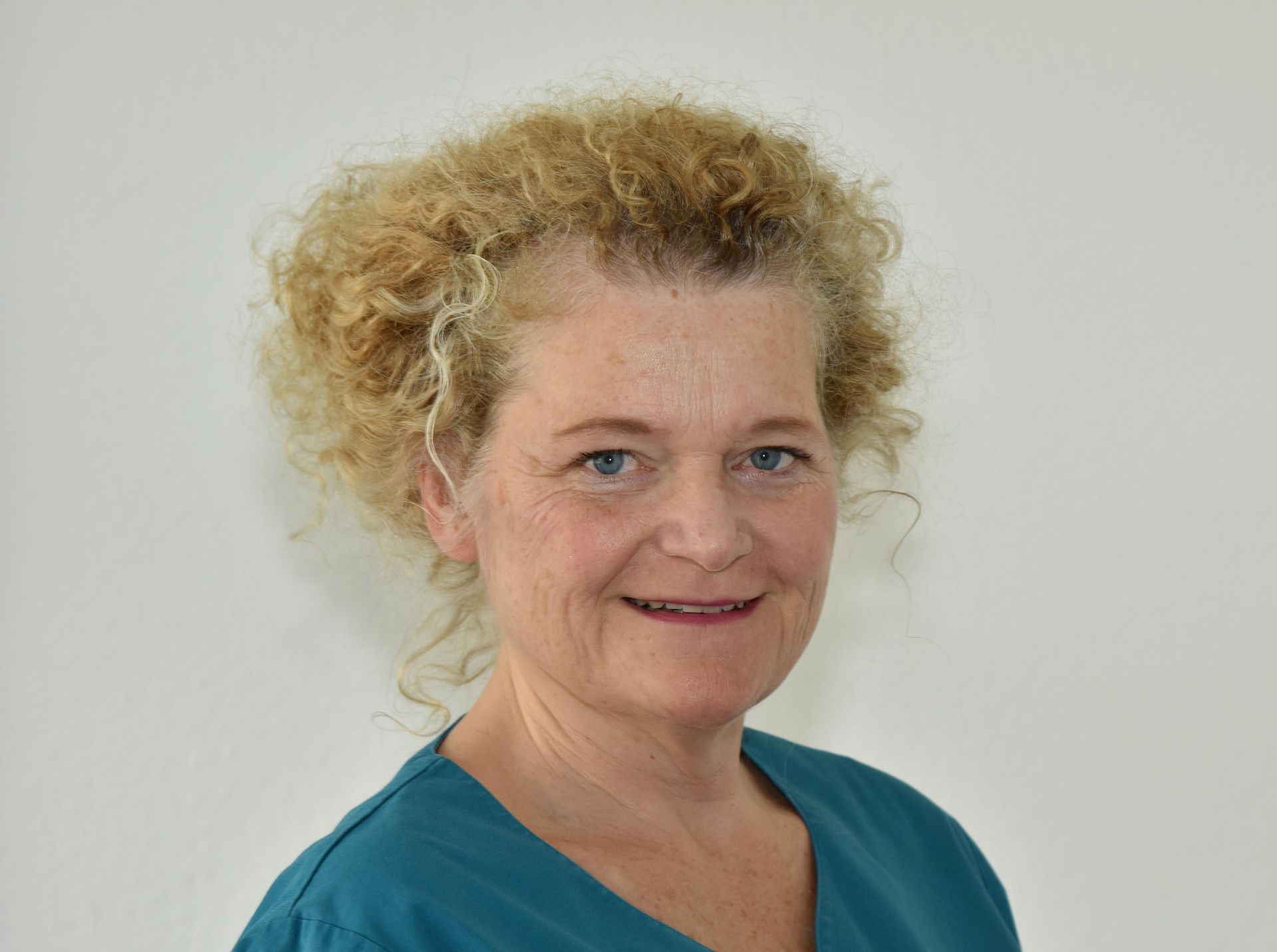 Dr. Annette Muschler