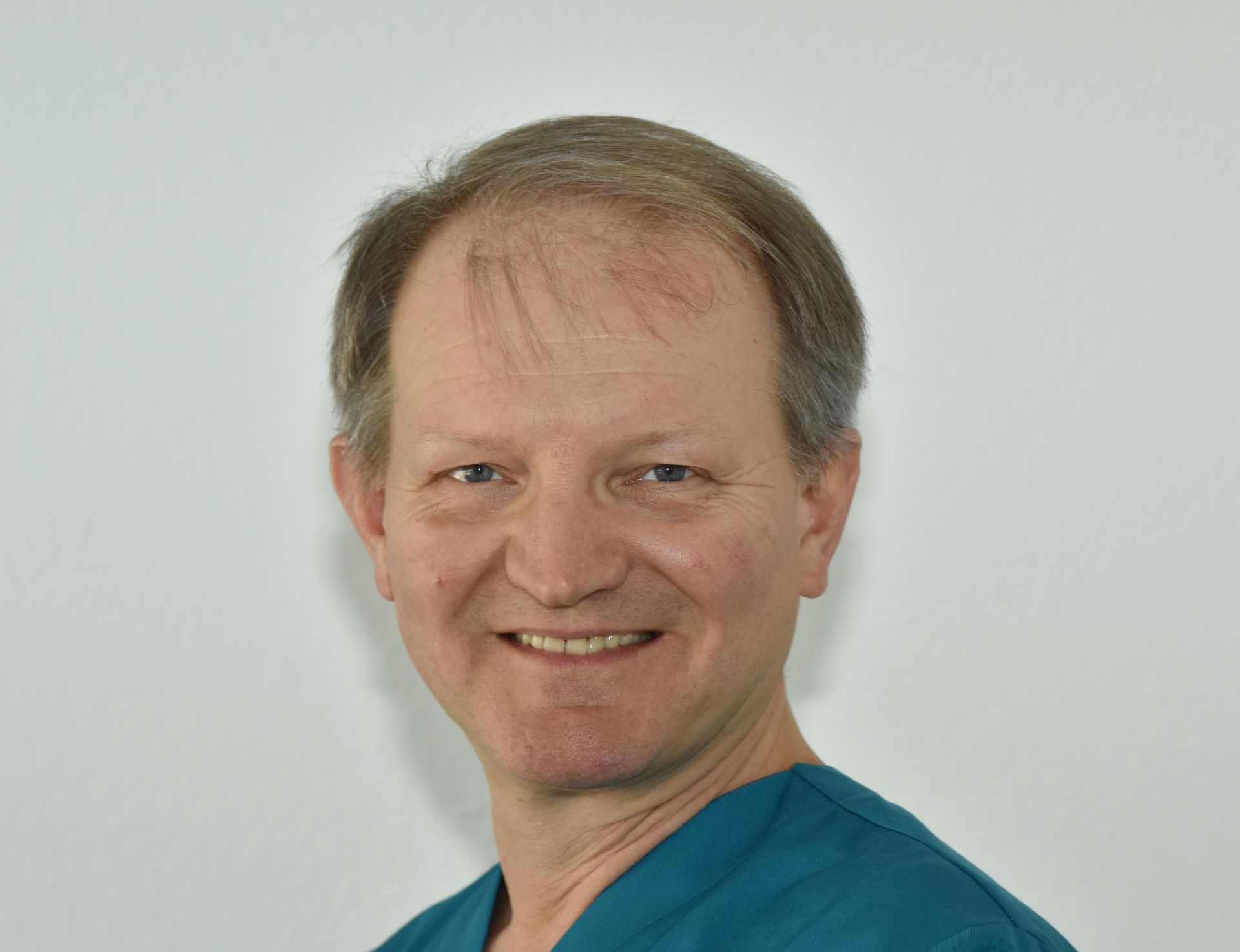 Dr. med. dent. Alexander Fumig
