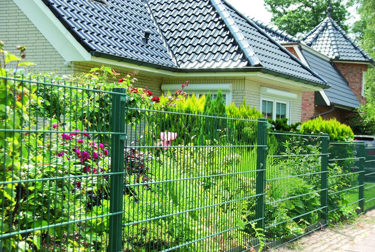 Stabgitterzaun