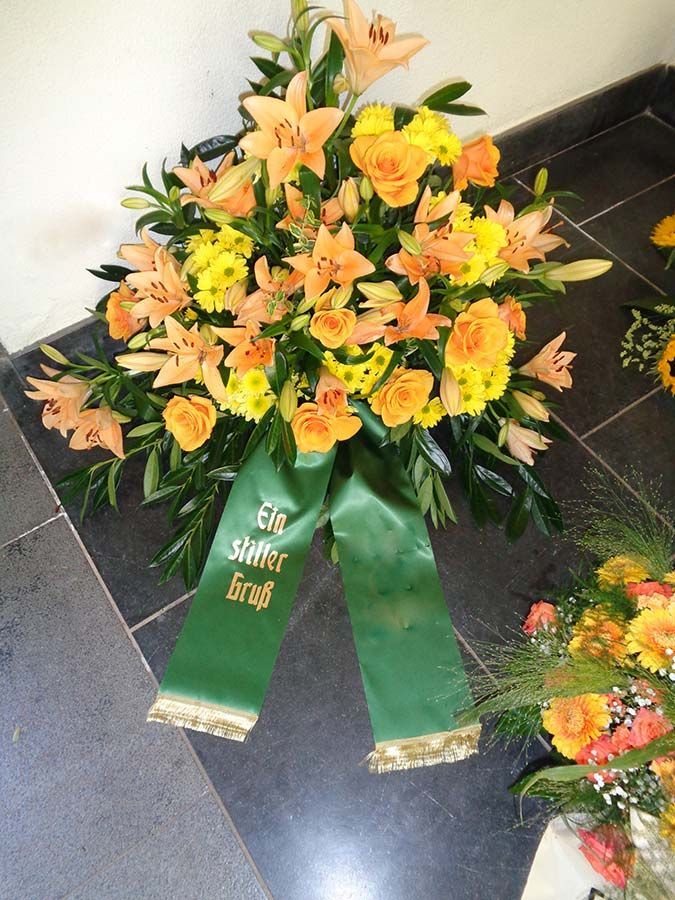 Schale weiße Tulpe