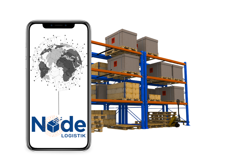 Smartphone mit Node-Logistik-Logo vor einem modernen Hochregallager, Symbol für digitale Fulfillment- und Lagerlösungen.