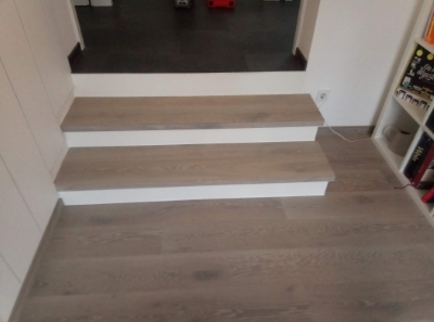 Parkett Stufen, Trittfläche mit Parkett belegen, Nachher