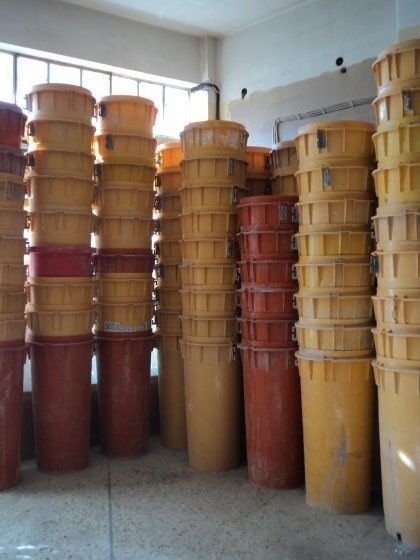 Ενοικιάσεις χωνιών κάδων μπαζών Παπαδάκης Θεόδωρος στο Περιστέρι