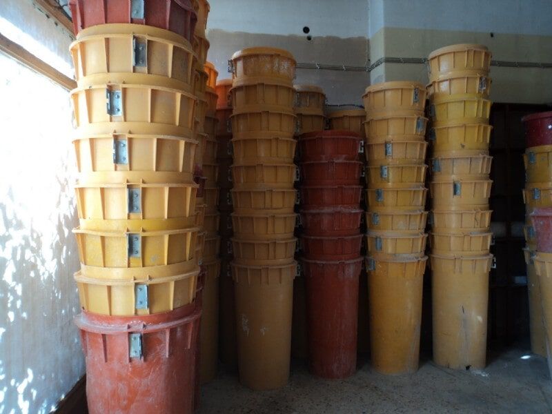 Ενοικιάσεις χωνιών κάδων μπαζών Παπαδάκης Θεόδωρος στο Περιστέρι