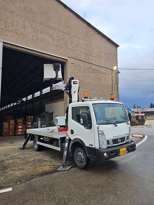 Καλαθοφόρα Οχήματα - Ενοικίαση μόνα τους ή με Χειριστή