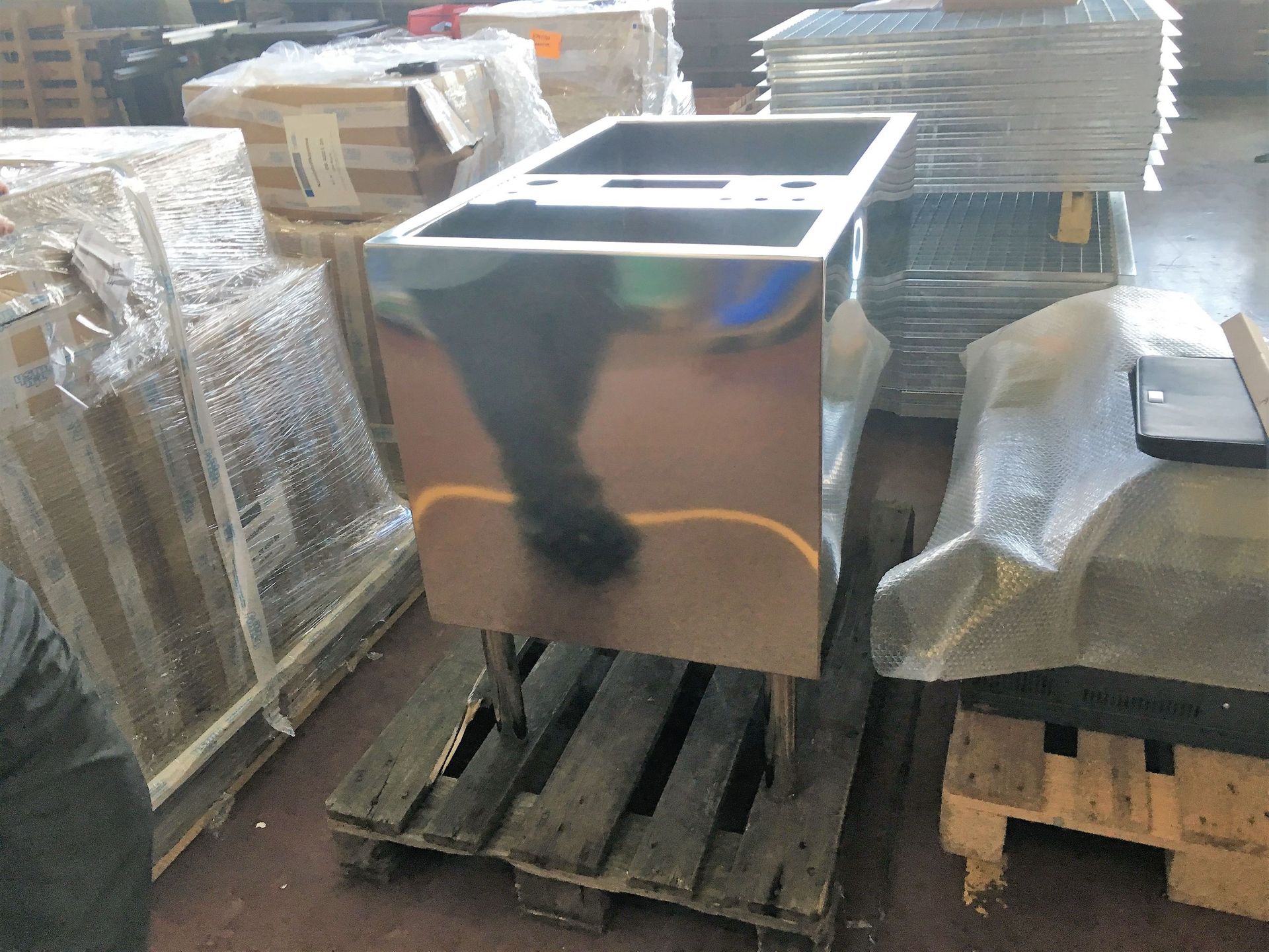 Wanne - R+S Montage und Demontage AG