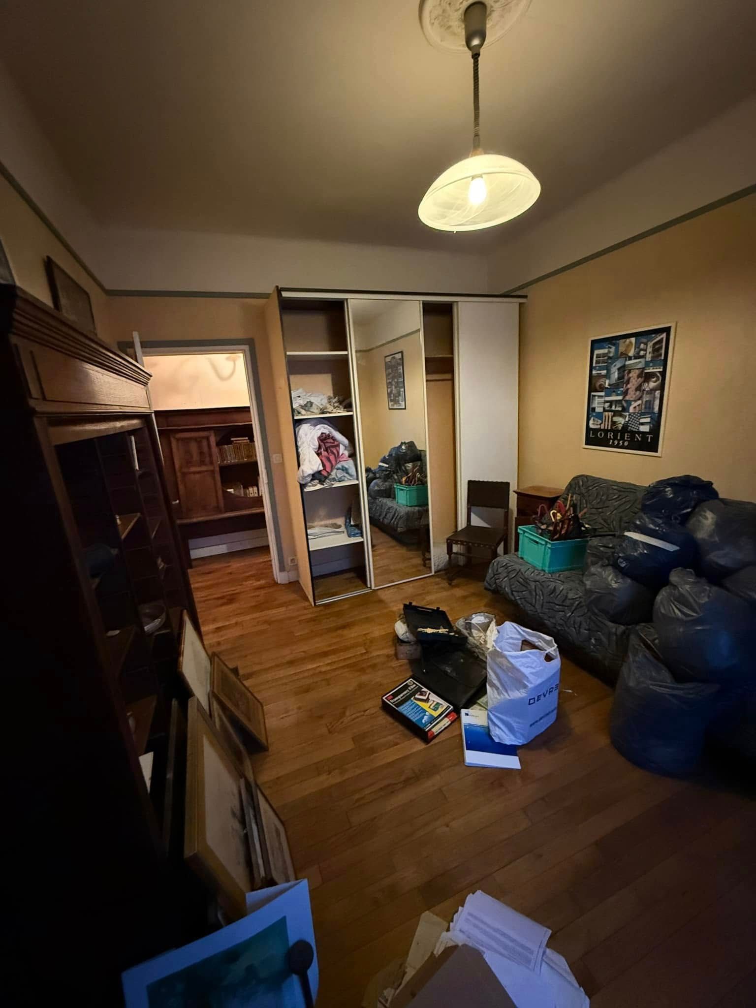 Chambre avant débarras.