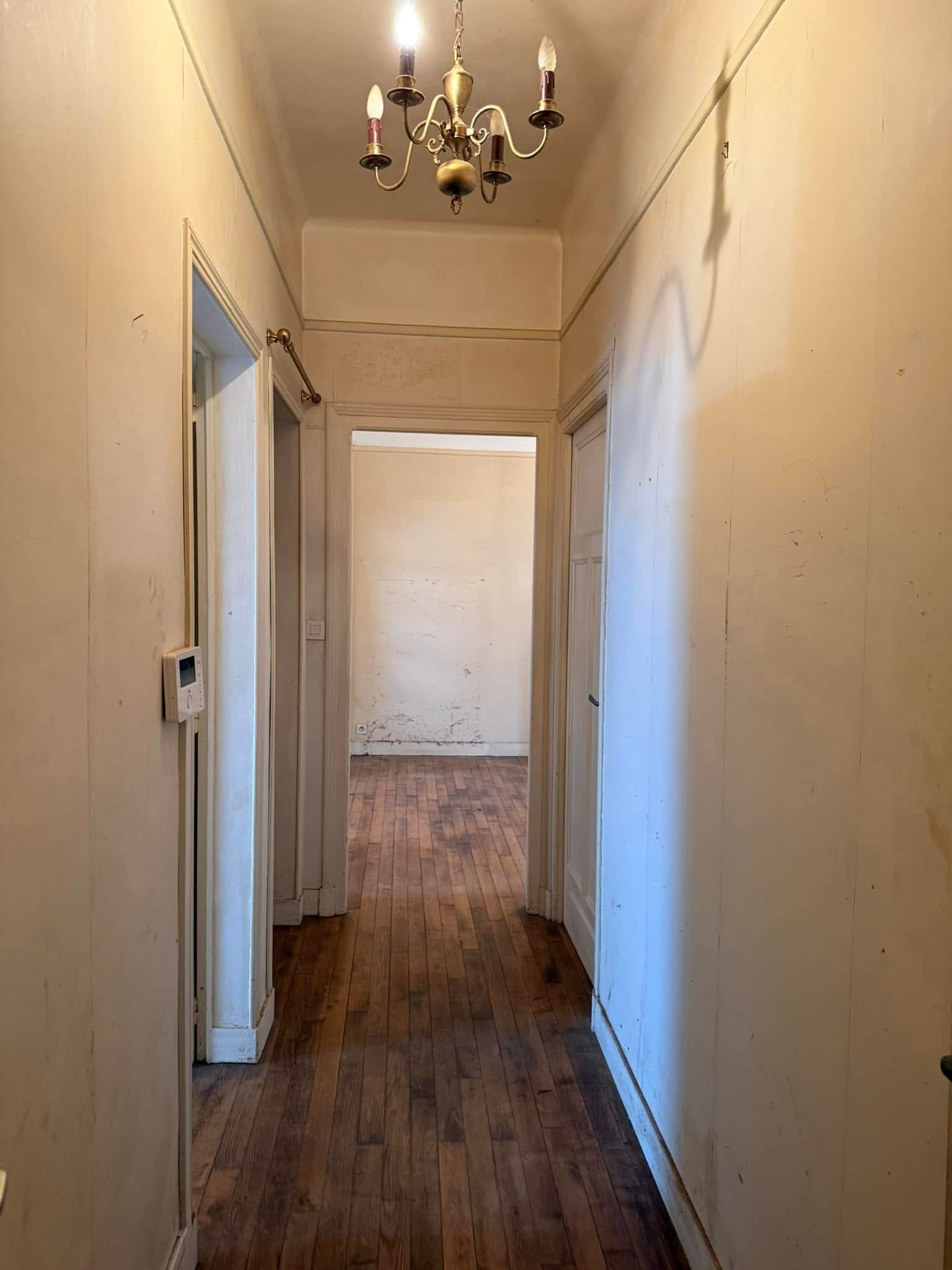 Couloir après débarras.