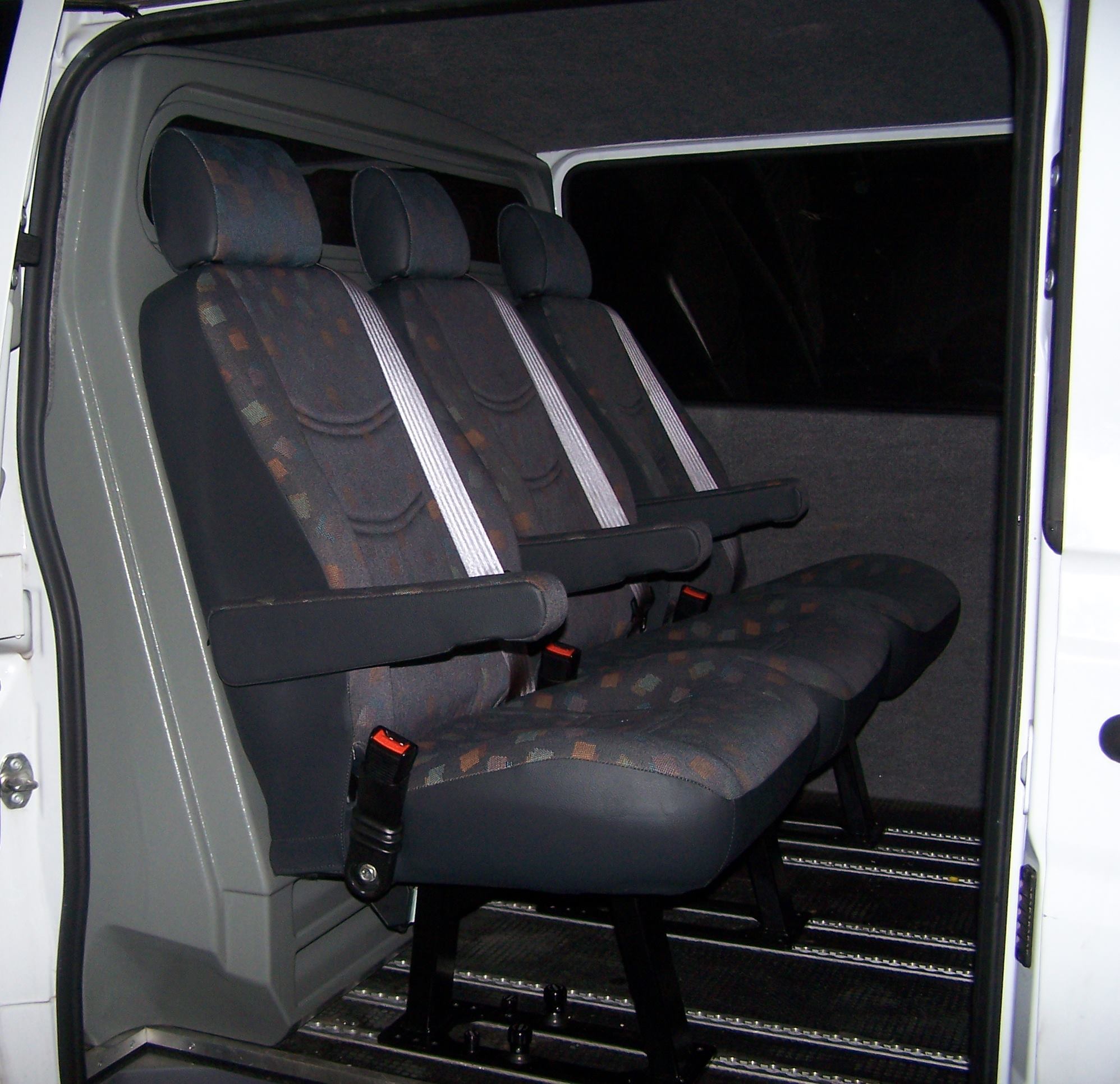 Cabine approfondie pour Mercedes VITO avec Cloison Étanche