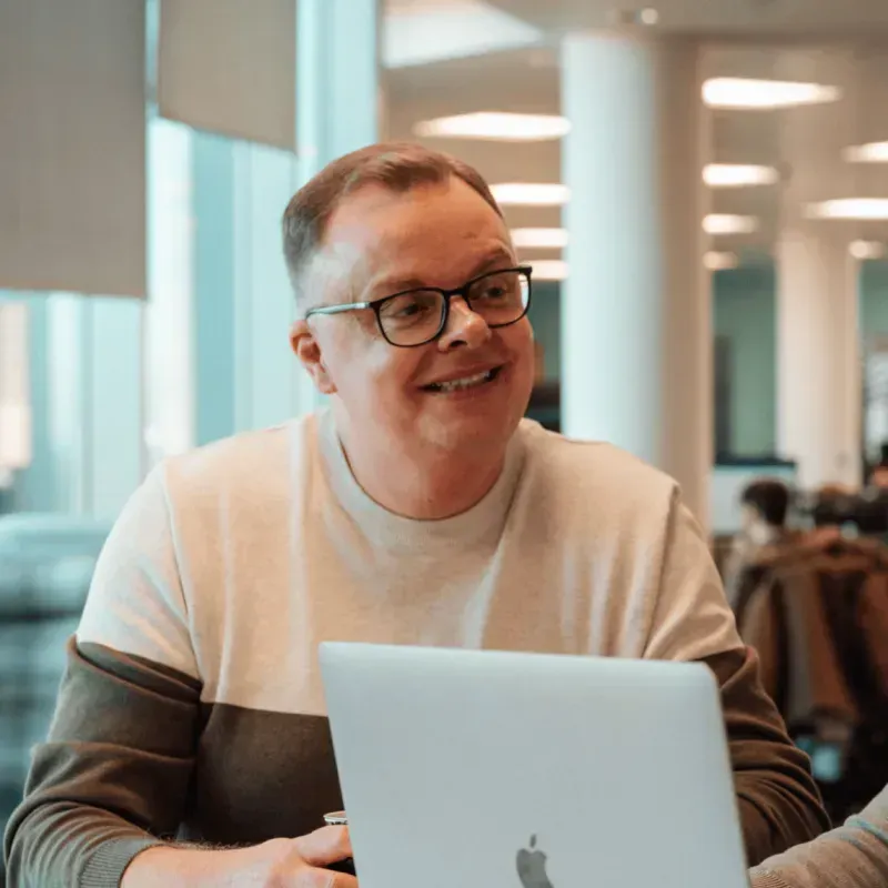 Markus Kendal - Young