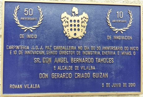 Una placa que dice don gerardo criado guizan