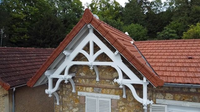 Vers la page Saint-Cyr-l’École.