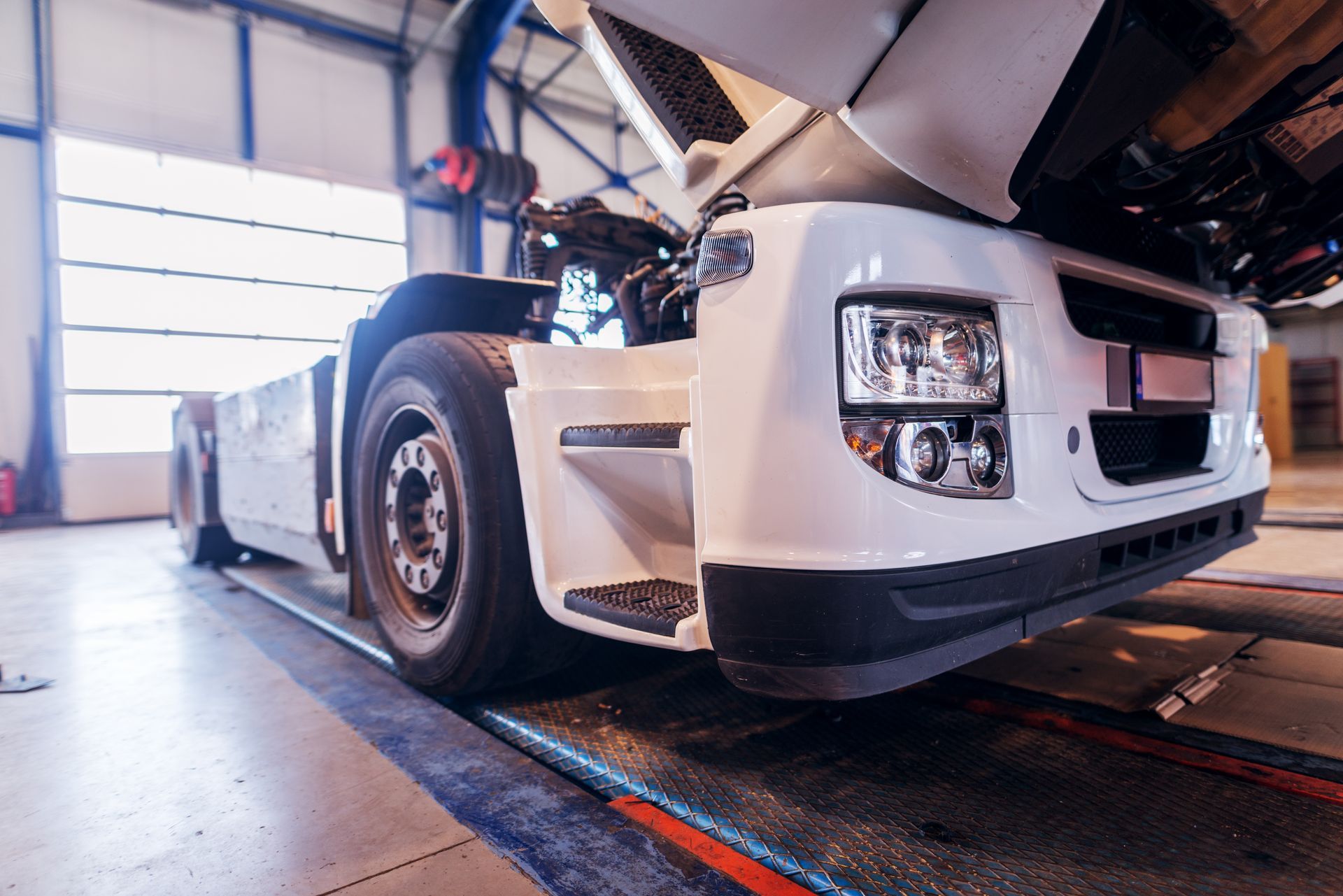 Atelier du garage à poids lourds