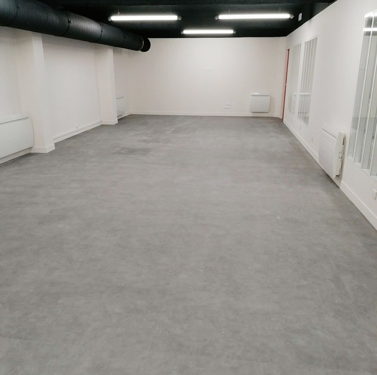 Pendant un nettoyage de chantier