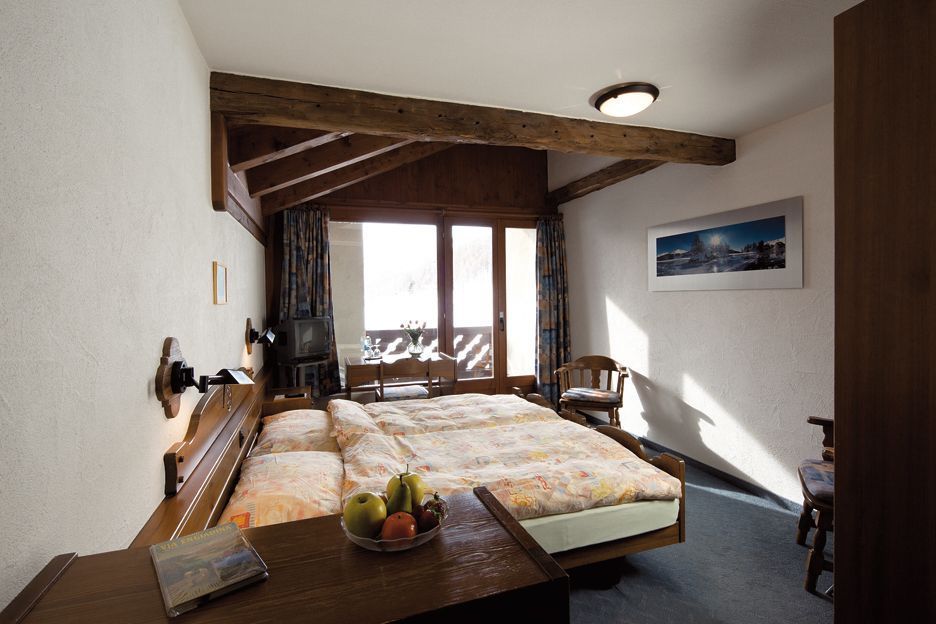 Doppelzimmer mit Balkon Silsersee - Hotel Chesa Grischa in Sils-Baselgia