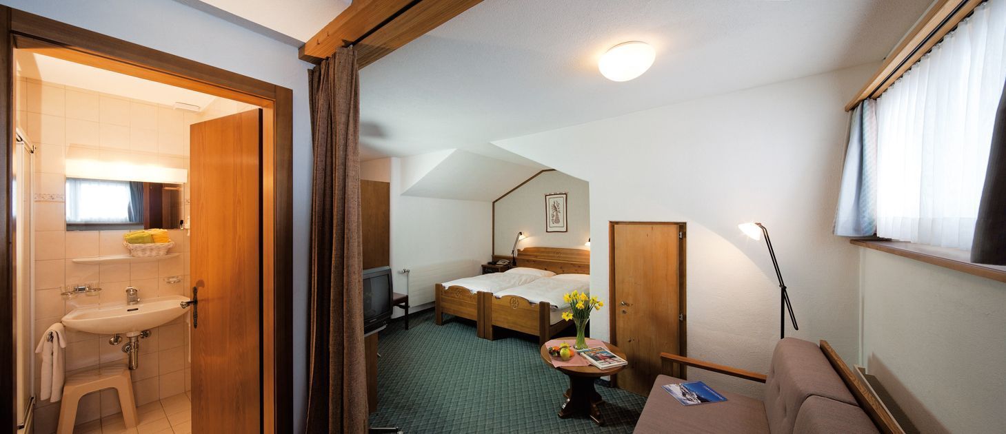 Superior Zimmer EN - Hotel Chesa Grischa in Sils-Baselgia