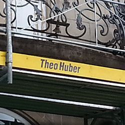Schriftzug - Theo Huber AG