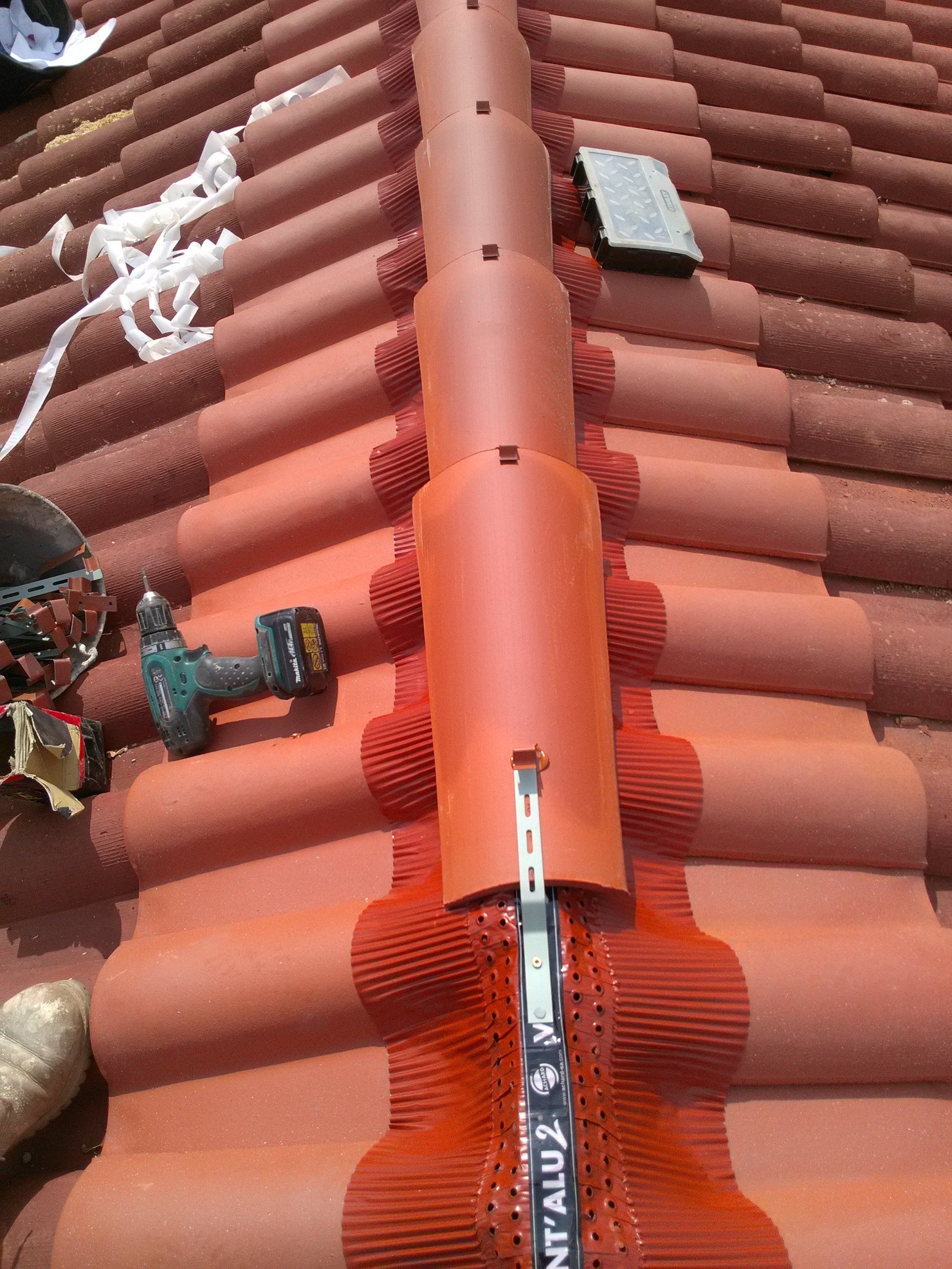 Remplacement de faîtage et arêtier