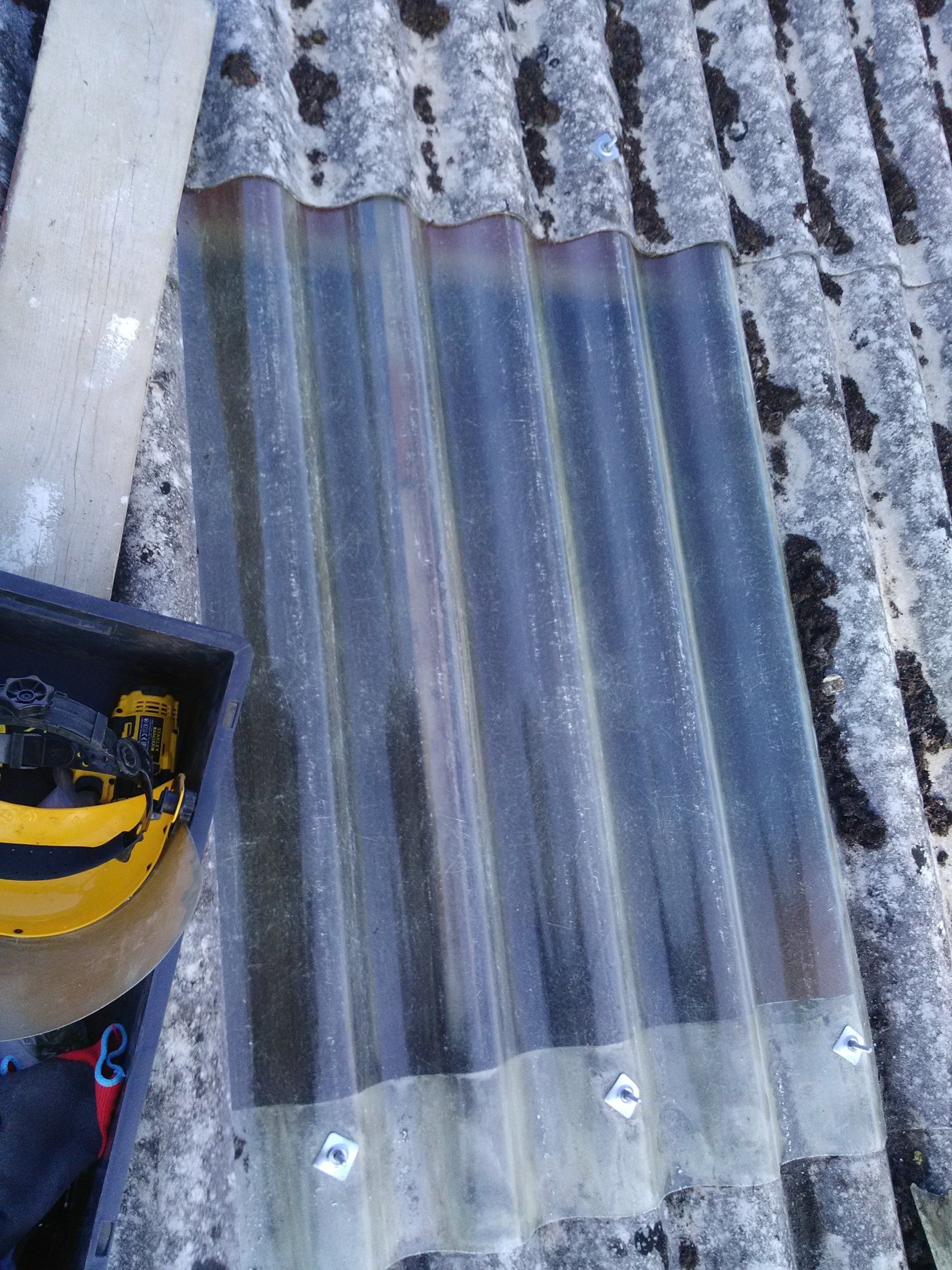 Remplacement d'un élément sur bac acier