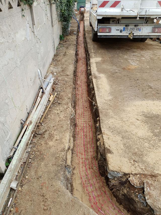 Travaux de terrassement et enfouissement