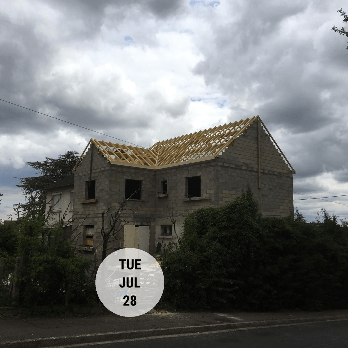 Maison avec charpente installée