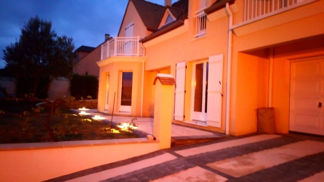 Terrasse terminée de nuit