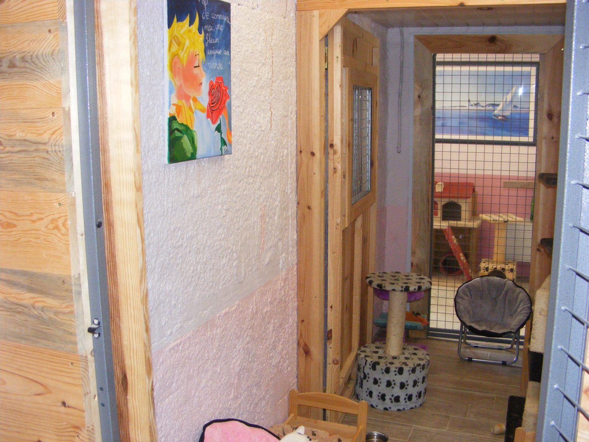 Gros plan sur pièce de la chatterie.