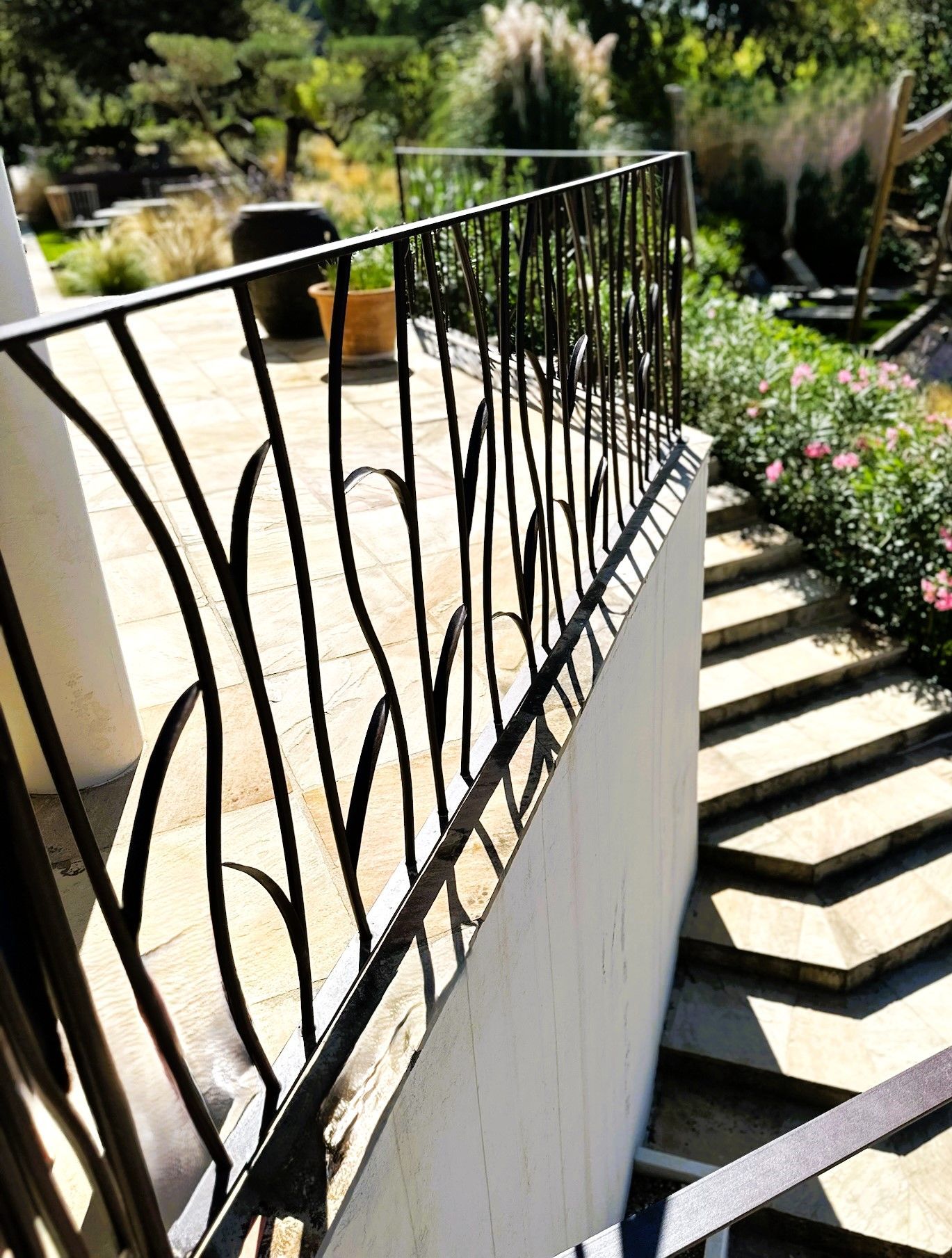 Garde corps noir sur terrasse