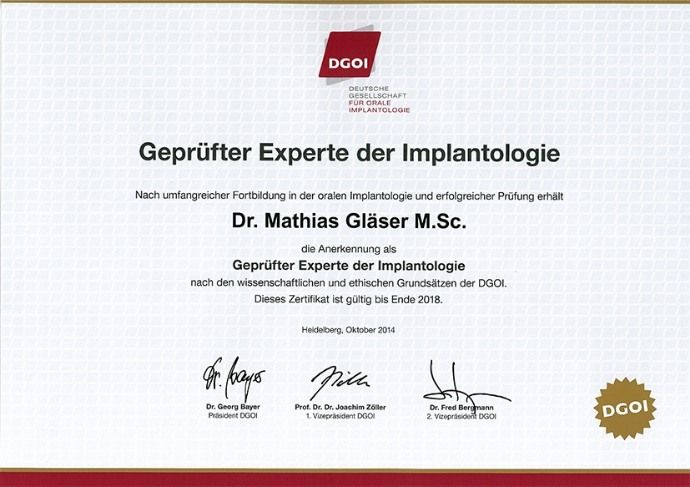 Dr. Mathias Gläser ist durch den DGOI geprüfter Experte der Implantologie