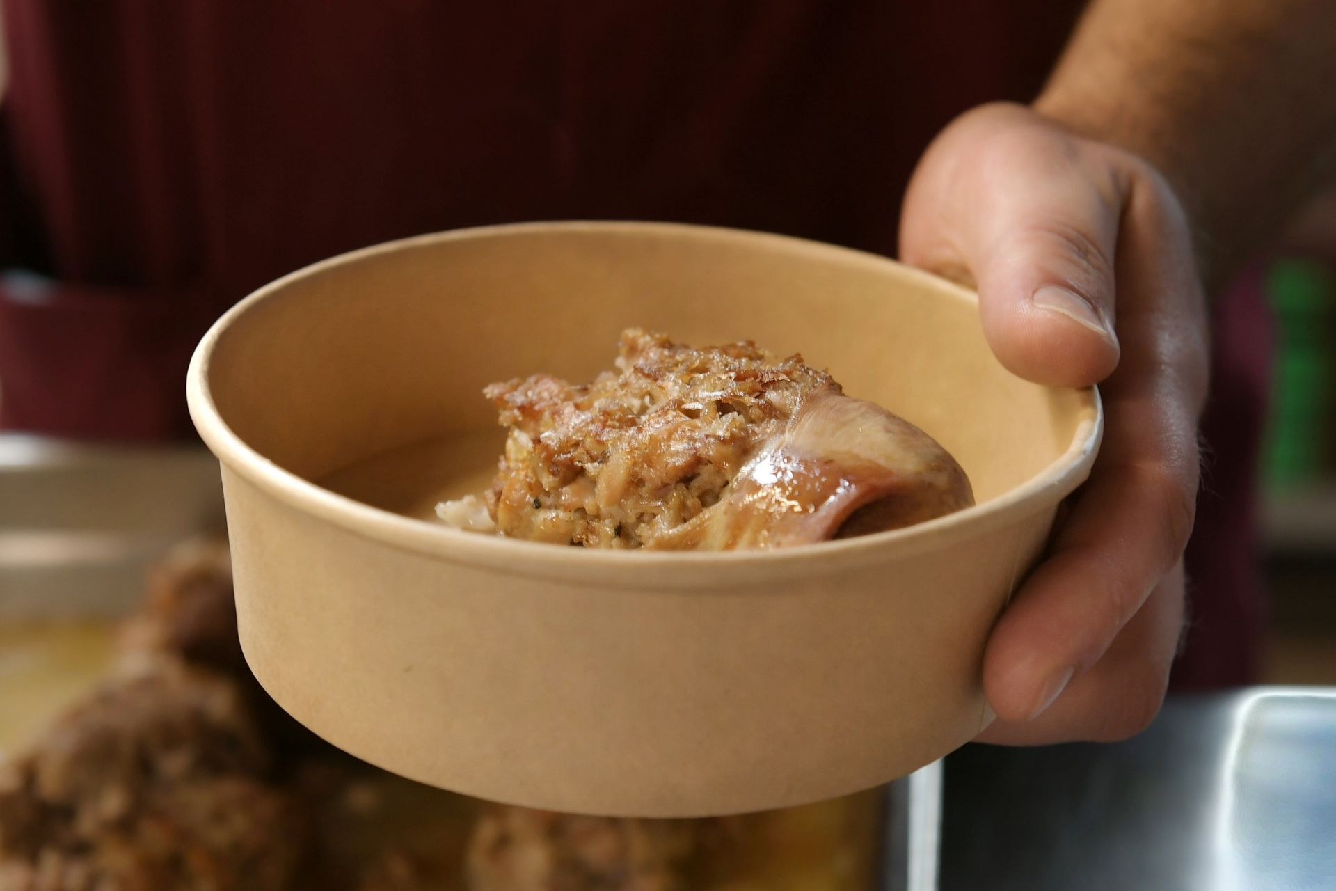 Plat à emporter de viande