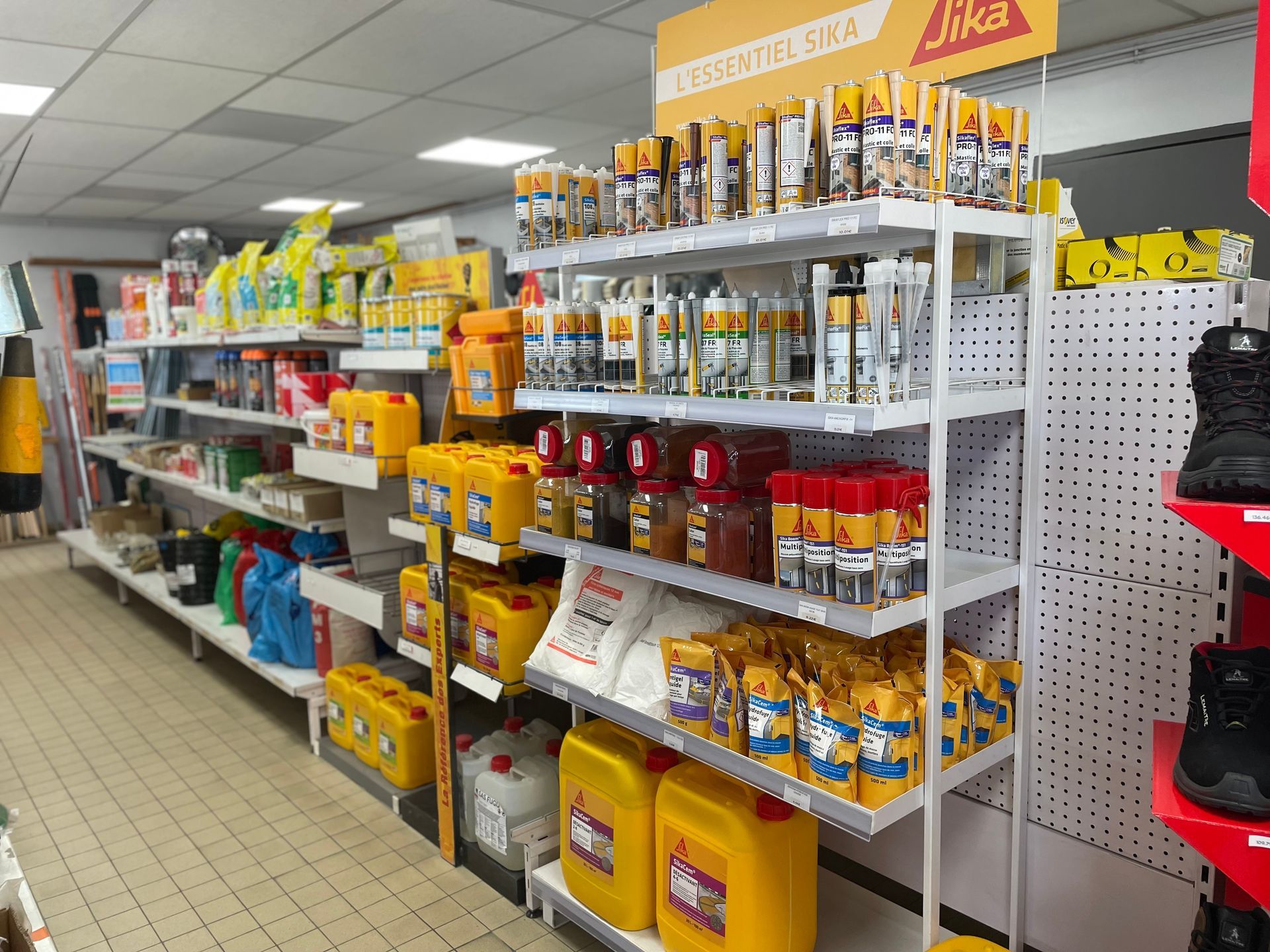 Rayon quincaillerie pour particuliers et professionnels