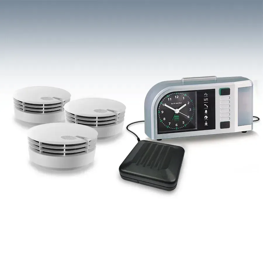 Rauchmelder mit einem Wecker