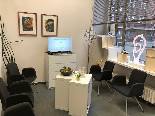 Wartebereich bei Der Hörmann