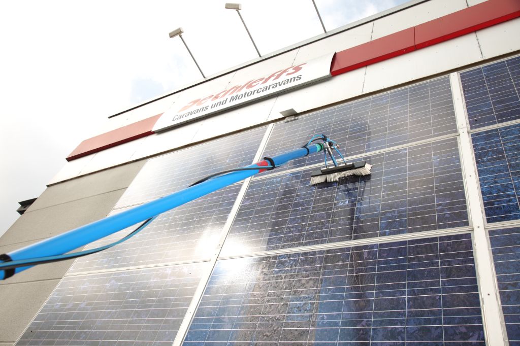 Reinigung einer Photovoltaikanlage