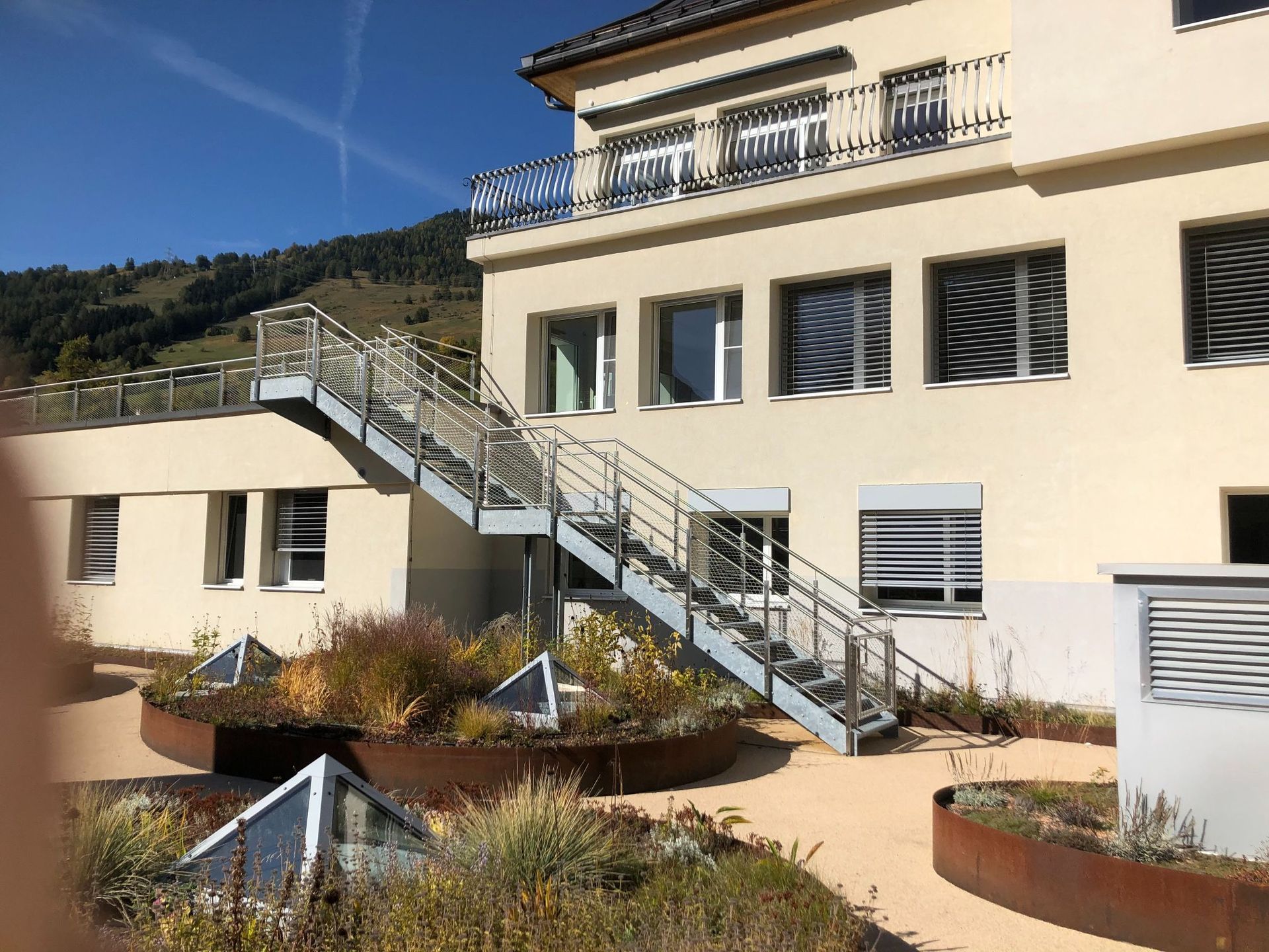 Kunstschlosserei - Sonder SA - Mon