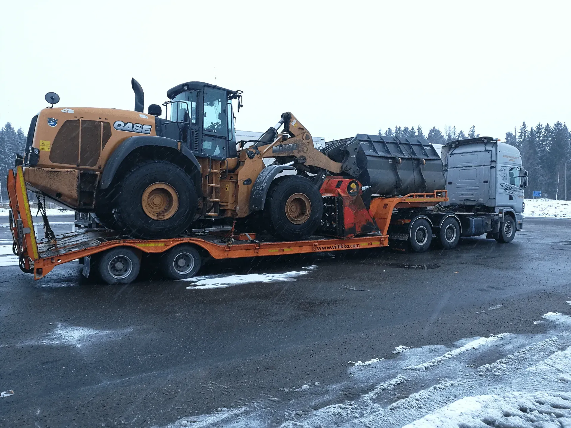 Kuljetus ja KoneKuljetus ja Konetyö Viitikka Avoin yhtiötyö Viitikka Avoin yhtiö