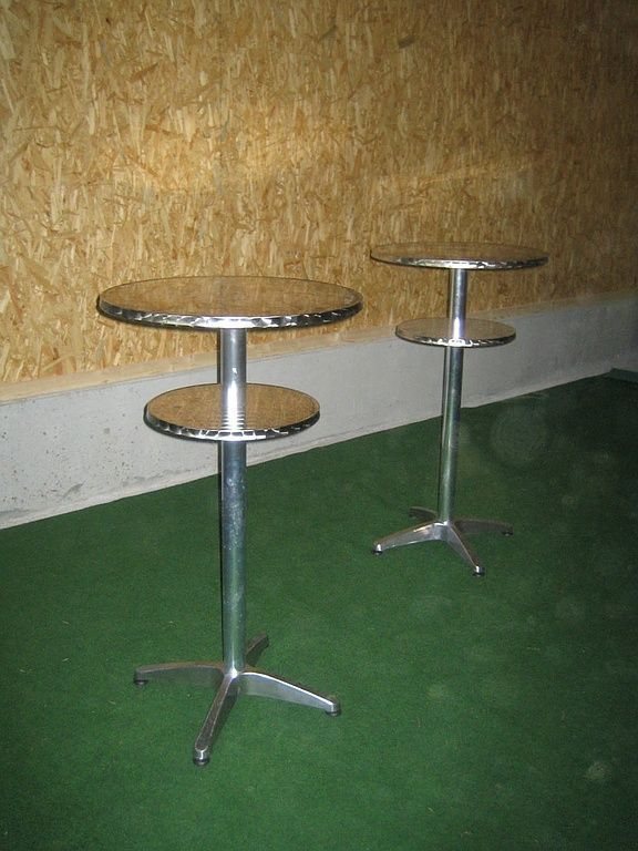 Stehtische | Zubehör Zelt | Gerhard Furrer | Termen-Wallis