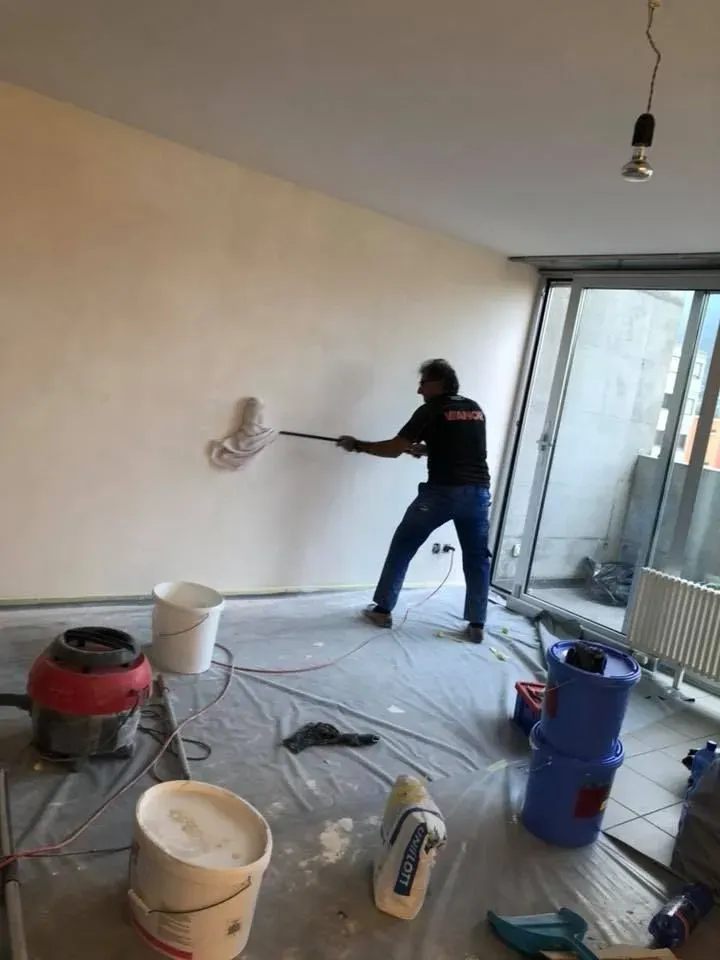 Impresa di Pulizie e Manutenzioni Generali
