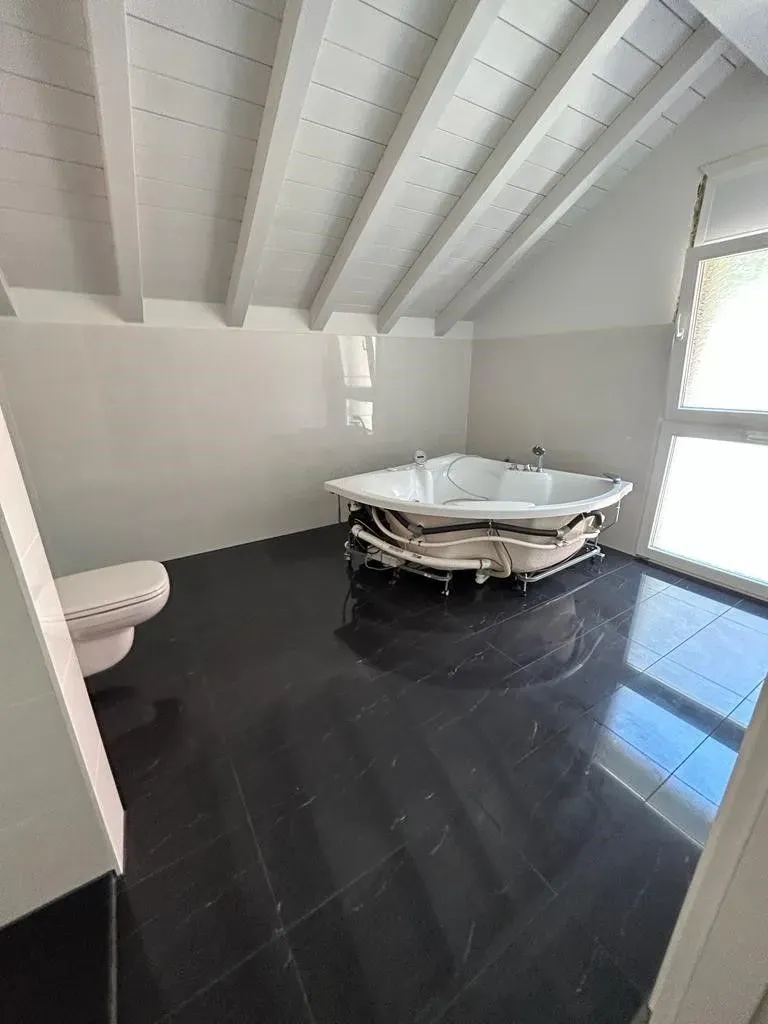 Impresa di Pulizie e Manutenzioni Generali
