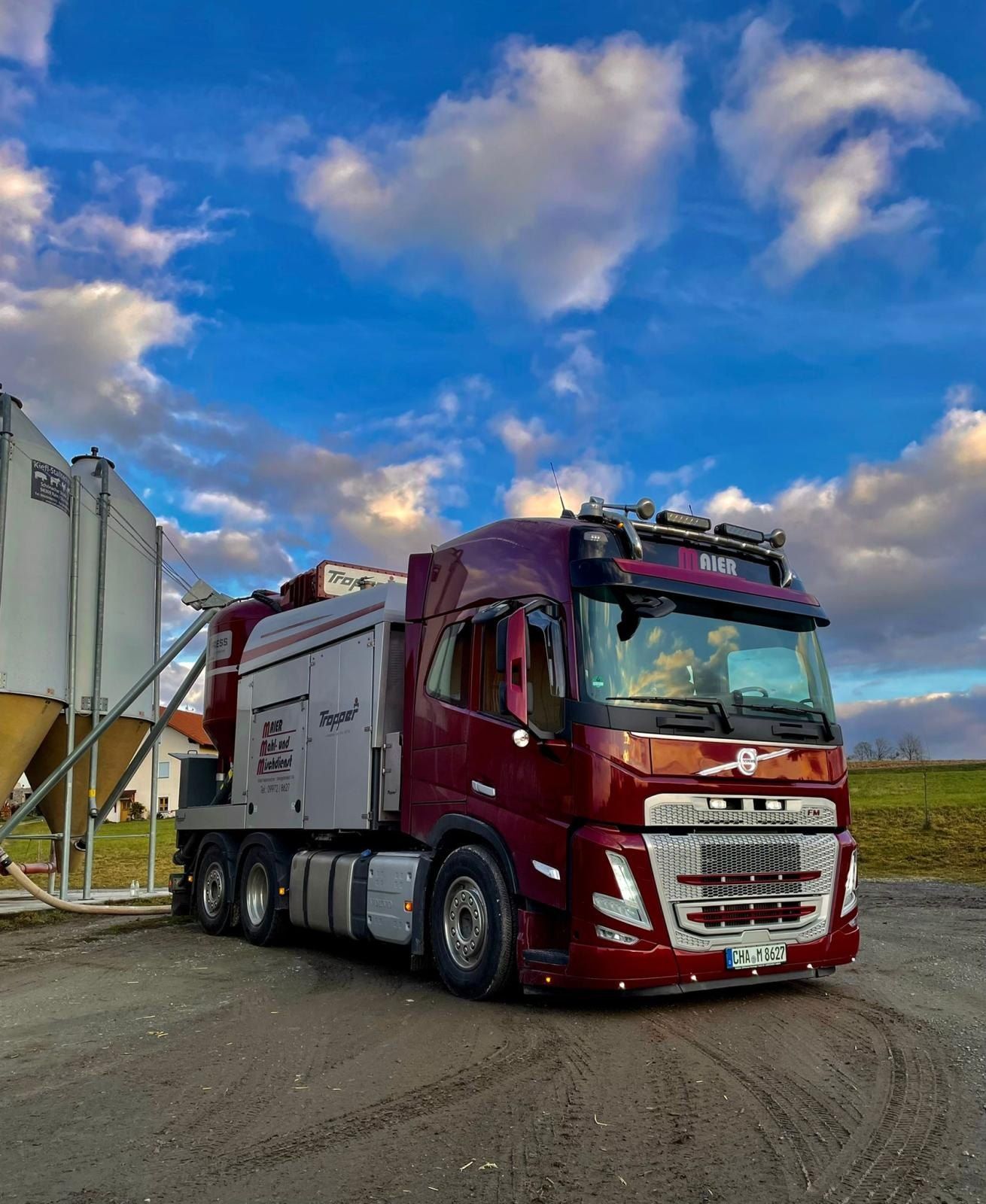 Mahl- und Mischdienst GmbH Gertraud MAIER, LKW