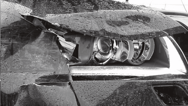 Blechschaden unfallauto - Weber AG Carrosserie + Wohnwagen in St. Gallen