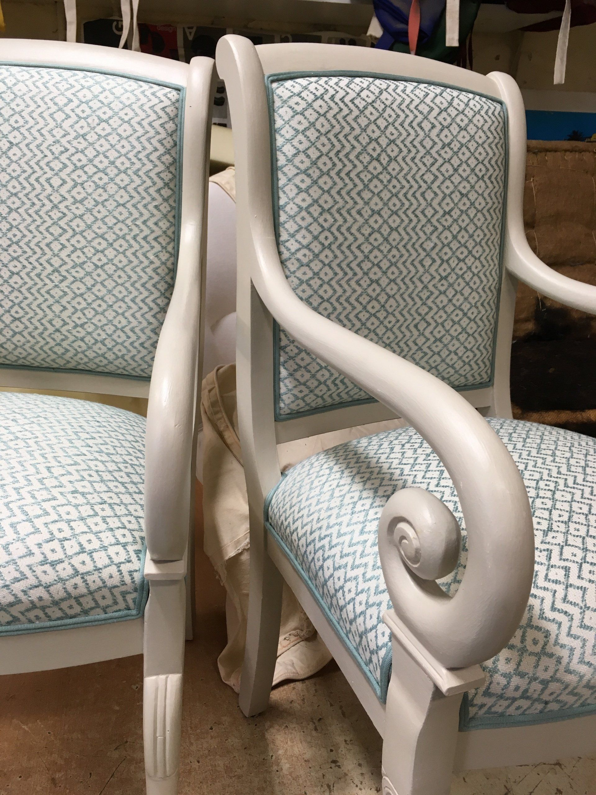 Réfection de fauteuil blanc