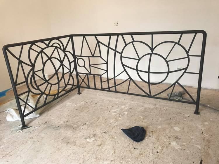 Garde-corps intérieur d'un escalier.