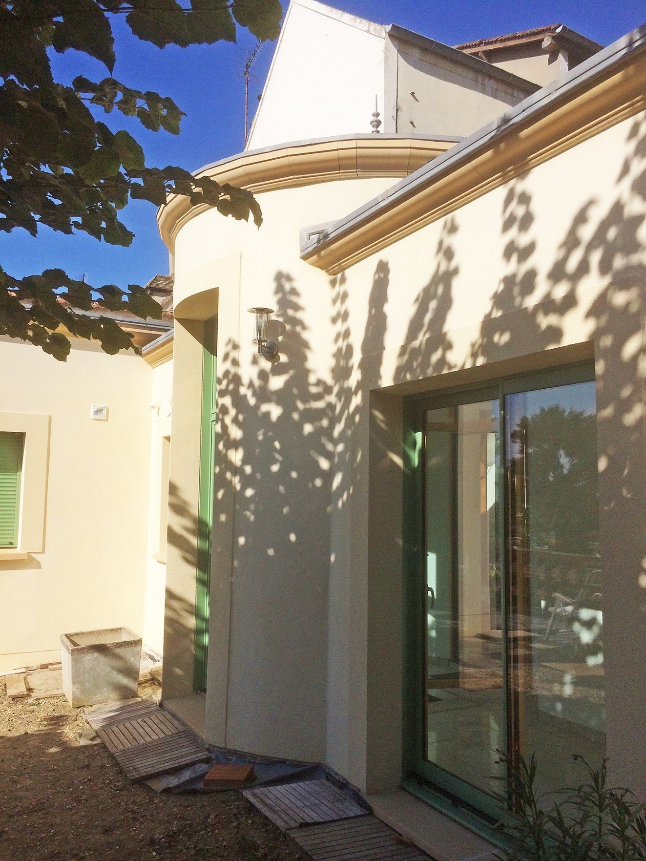 Réunion d’une maison et d’une grange à Neauphle-le-Château 02.