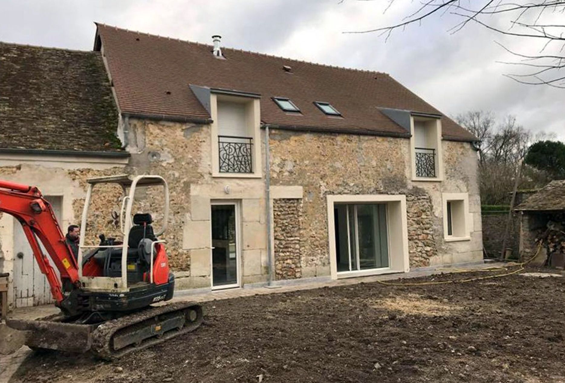 Aménagement dépendance en habitation à Neauphle-le-Château.