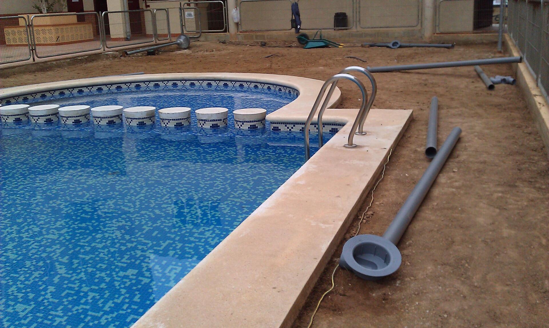 restauracion piscina instalacion de pvc