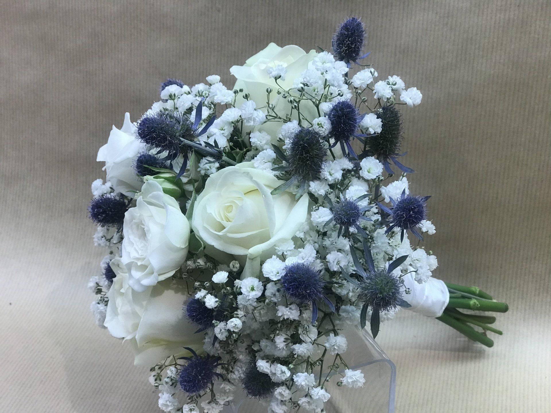 bouquet bleu et blanc