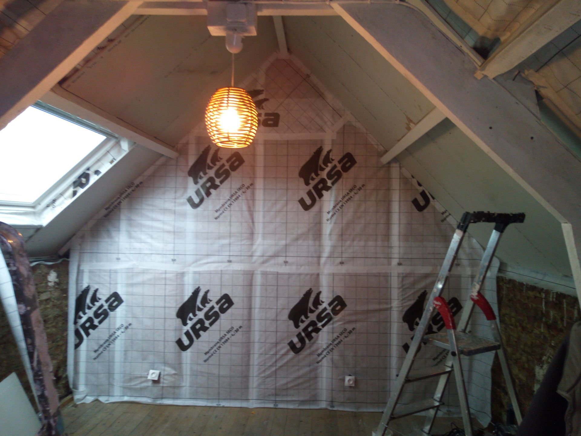 De la laine de verre posée